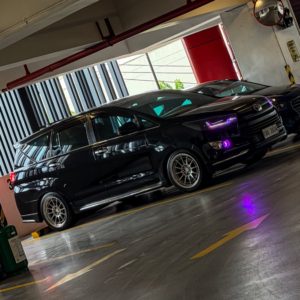 1GD.CROW Toyota Innova thumbnail