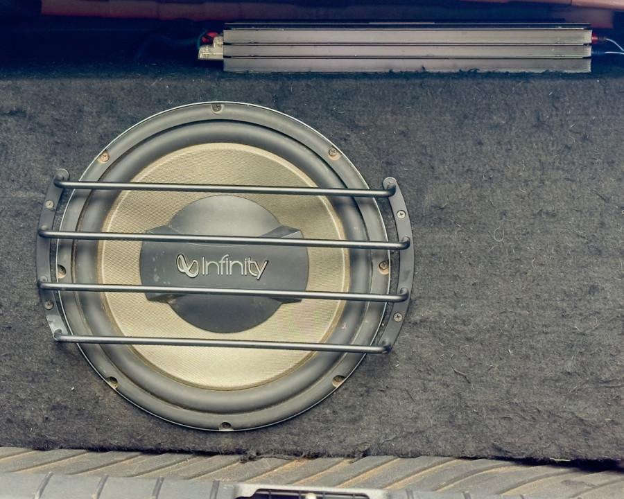12" infinity kappa series boosted with a lightning lab amplifier.