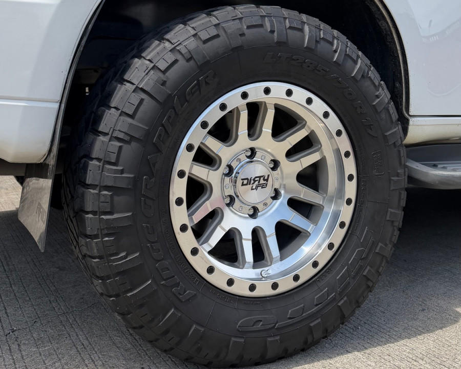 Dirty Life 9309 Canyon Pro (17x8.5, 6x139.7, ET -10) Machine Polish