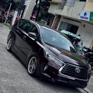 Static Innova Toyota Innova thumbnail