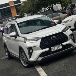 Toyota Veloz thumbnail